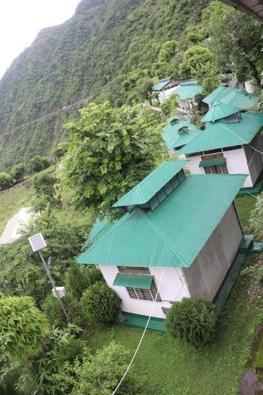 Kalindi Nature Resort Lakhamandal Myani エクステリア 写真